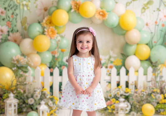 Daisy Garden Delight Backdrop