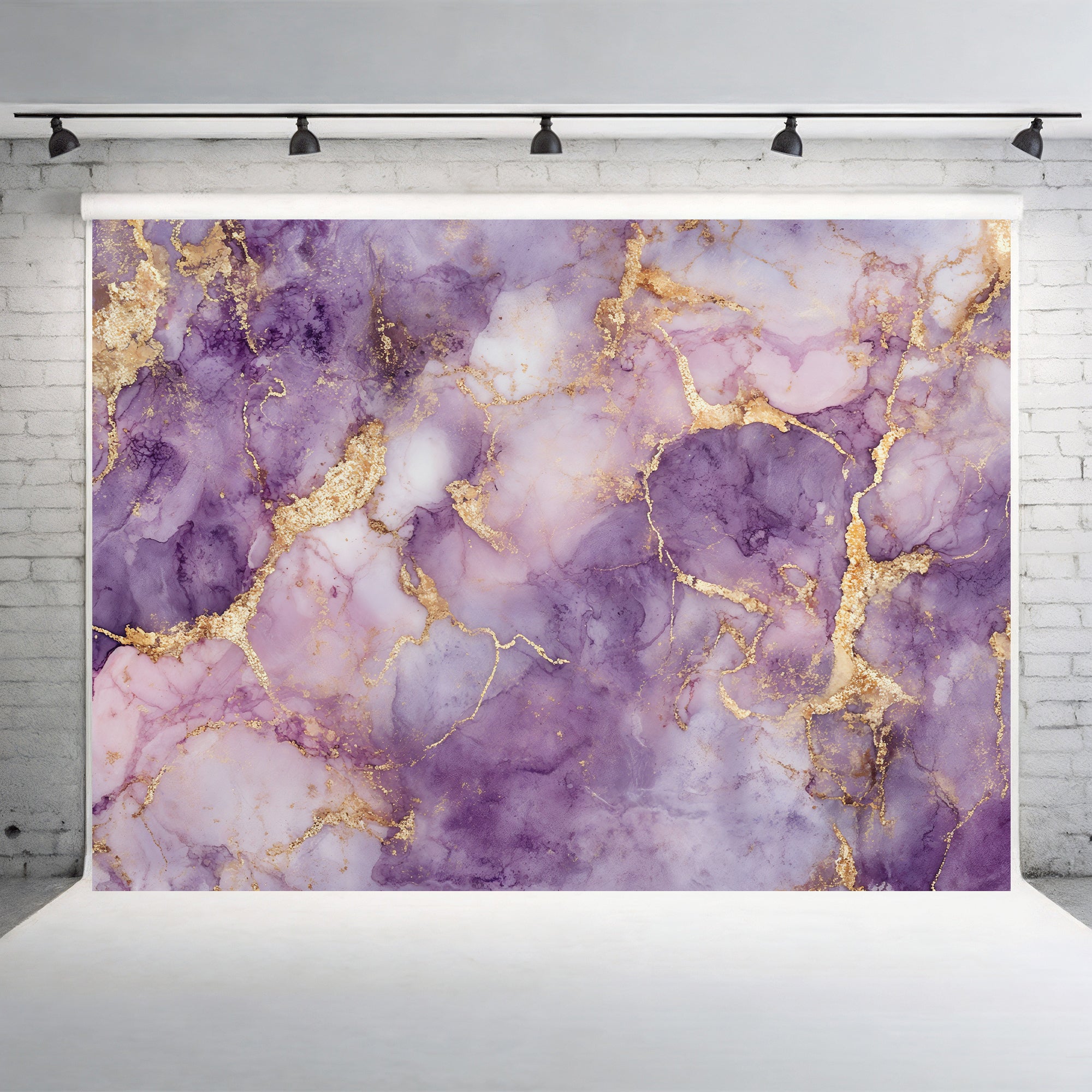 Golden Vein Abstract Flow Backdrop